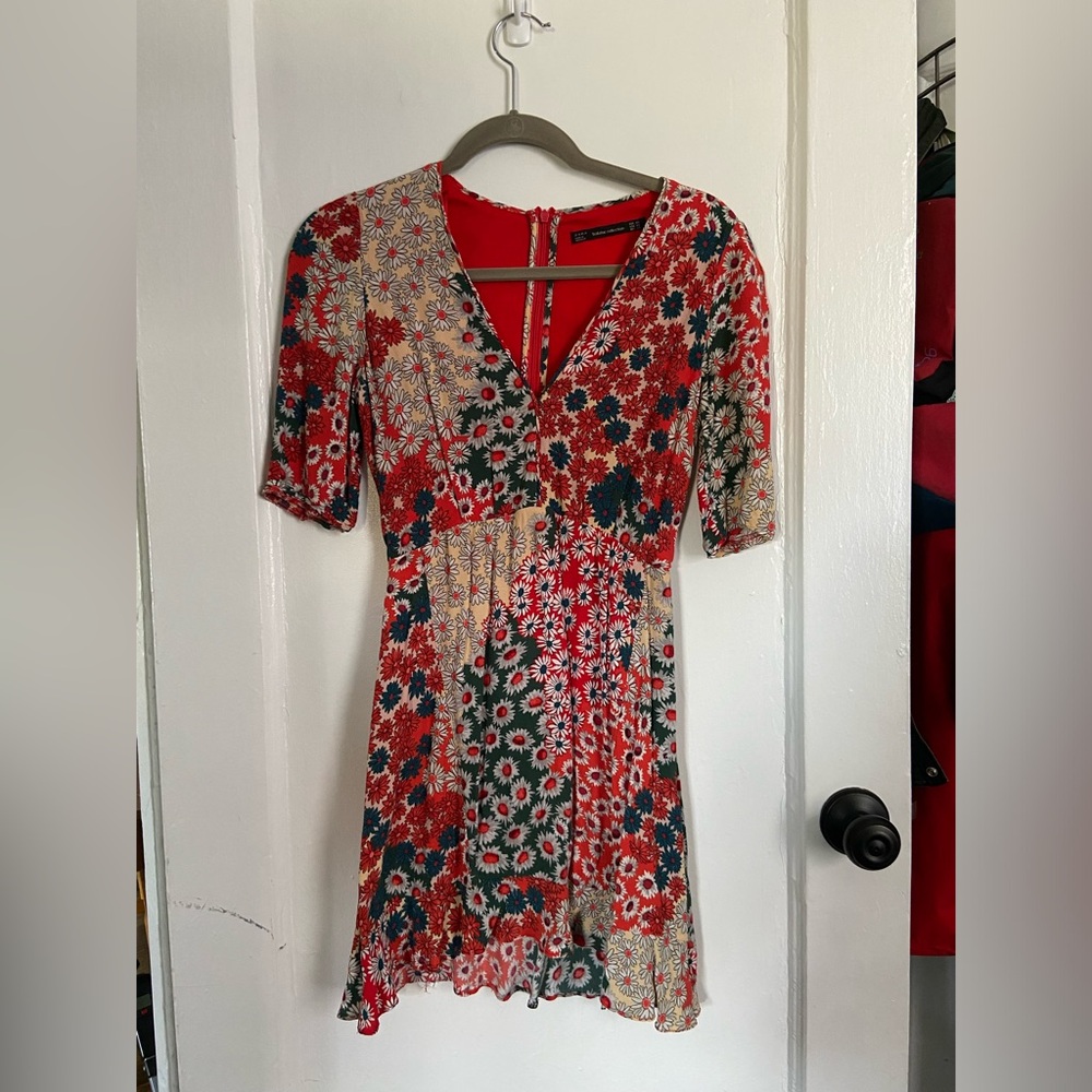 Zara XS Floral Dress